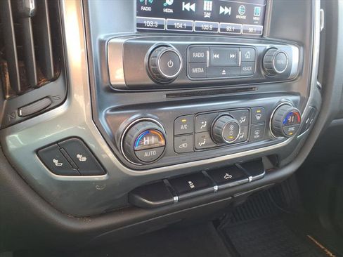 Used 2018 Chevrolet Silverado 1500 LT w/ All Star Edition image 24