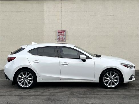 Used 2016 MAZDA MAZDA3 s Grand Touring image 4