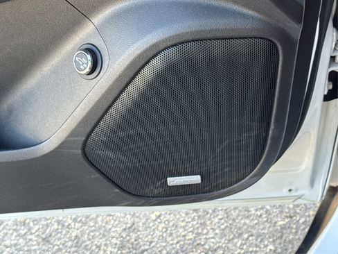 Used 2023 GMC Acadia Denali w/ Denali Technology Package image 34