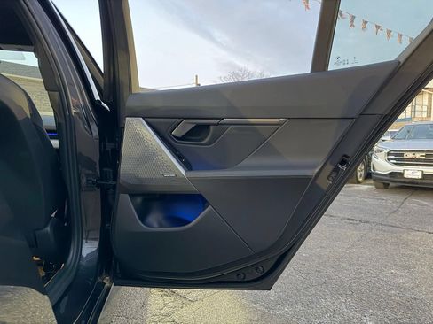 Used 2026 BMW 530i xDrive AWD/4WD image 19