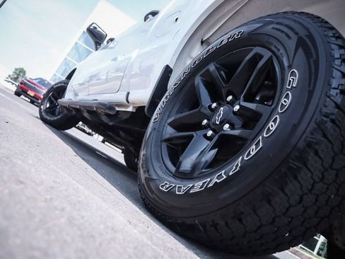 Used 2022 Chevrolet Silverado 1500 Custom Trail Boss w/ Safety Confidence Package AWD/4WD image 20