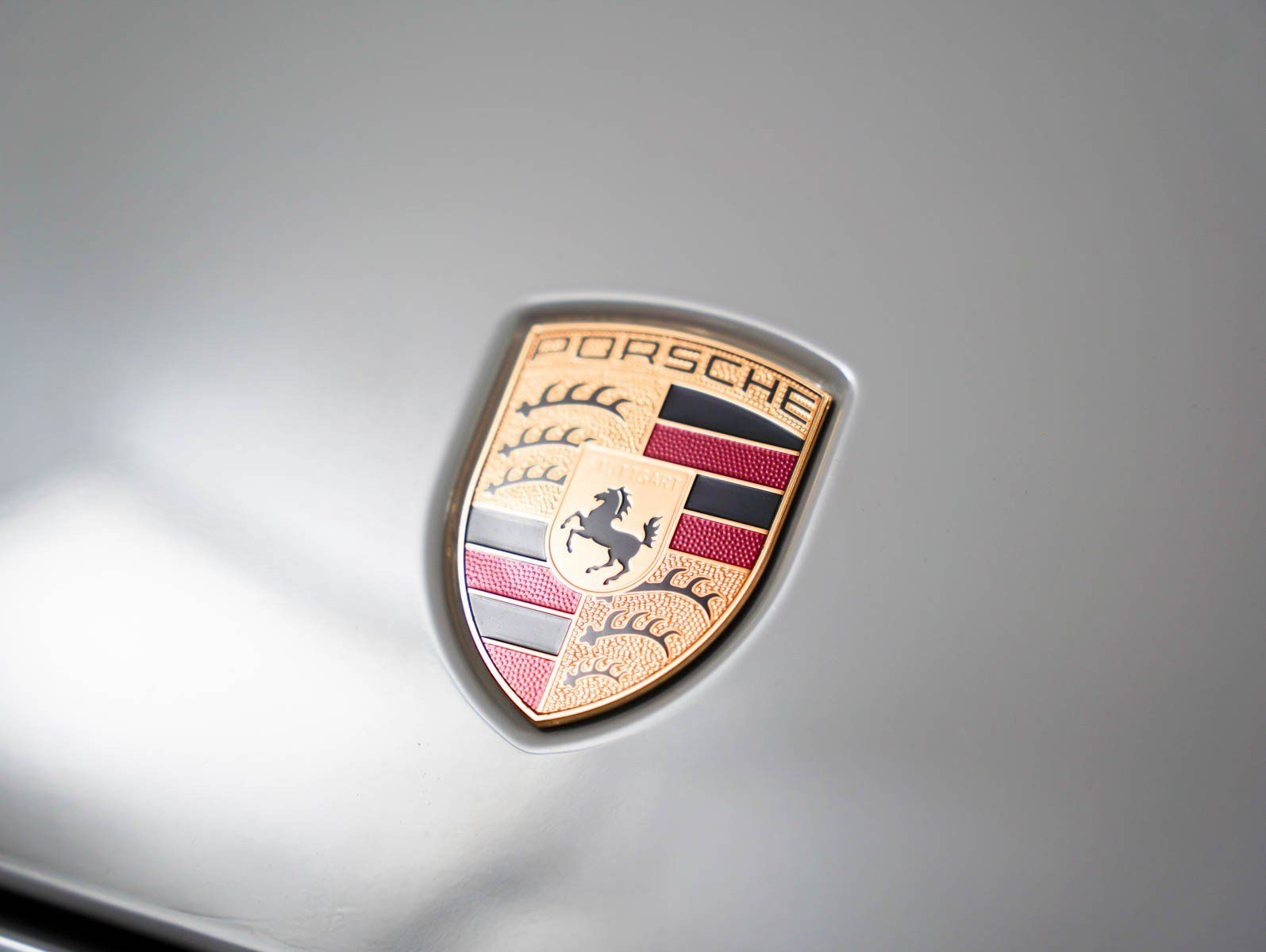 Certified 2023 Porsche Cayenne Turbo AWD/4WD image 31