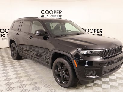 Used 2023 Jeep Grand Cherokee L Laredo