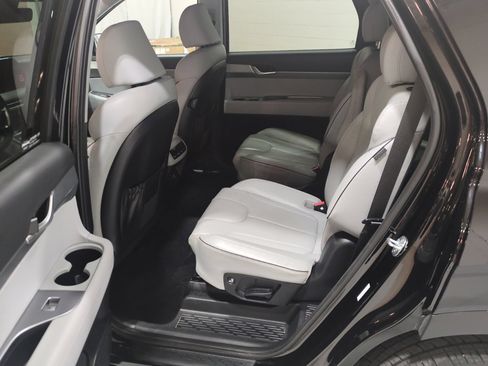 Certified 2025 Hyundai Palisade SEL AWD/4WD image 15