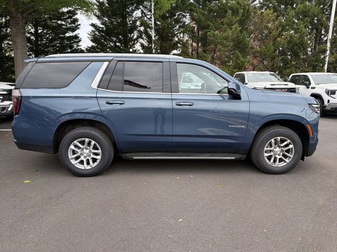 Used 2025 Chevrolet Tahoe LT AWD/4WD image 11