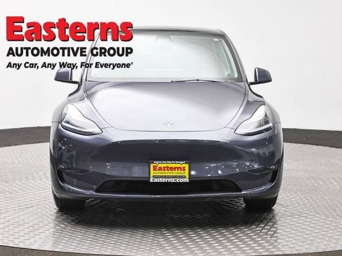 Used 2021 Tesla Model Y Long Range AWD/4WD image 2