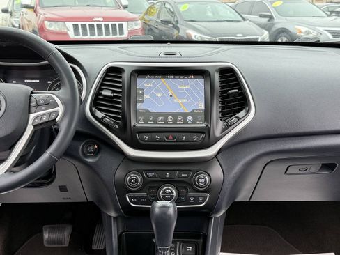 Used 2014 Jeep Cherokee Limited w/ Technology Group FWD image 14