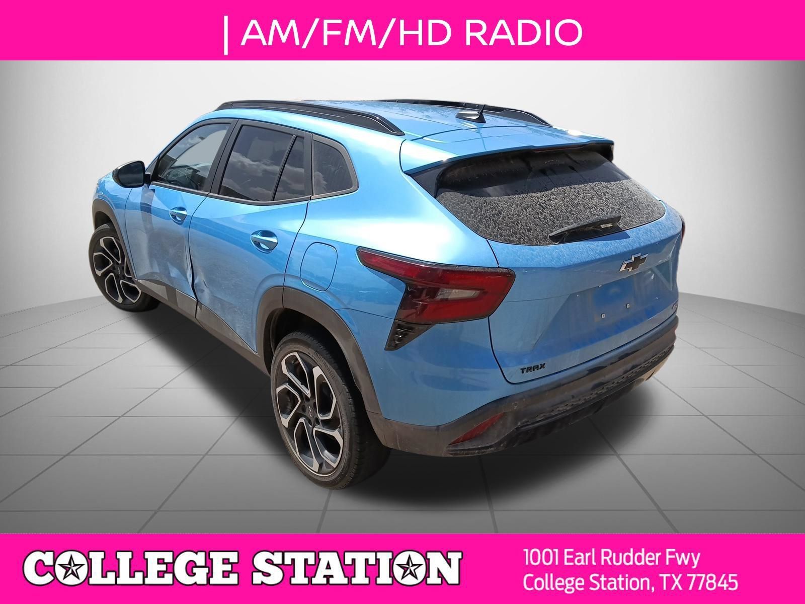 Used 2025 Chevrolet Trax RS FWD image 4