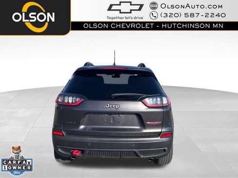 Used 2022 Jeep Cherokee Trailhawk image 4