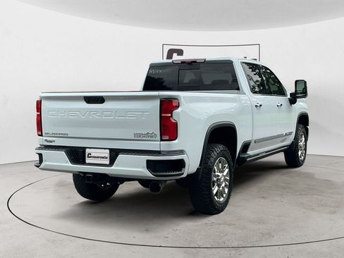Used 2026 Chevrolet Silverado 3500 High Country w/ High Country Premium Package AWD/4WD image 5