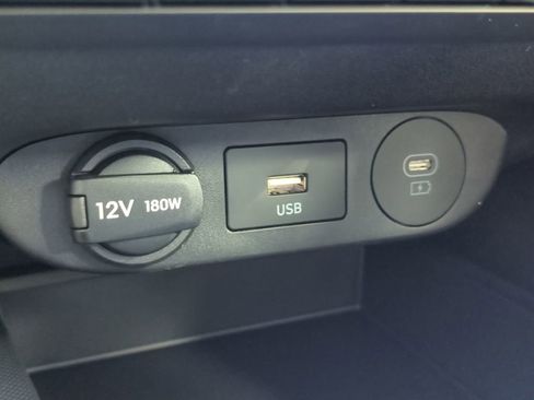 New 2026 Hyundai Elantra SE FWD image 24