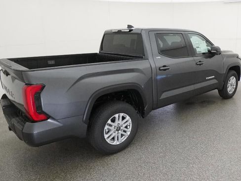 New 2026 Toyota Tundra SR5 AWD/4WD image 9