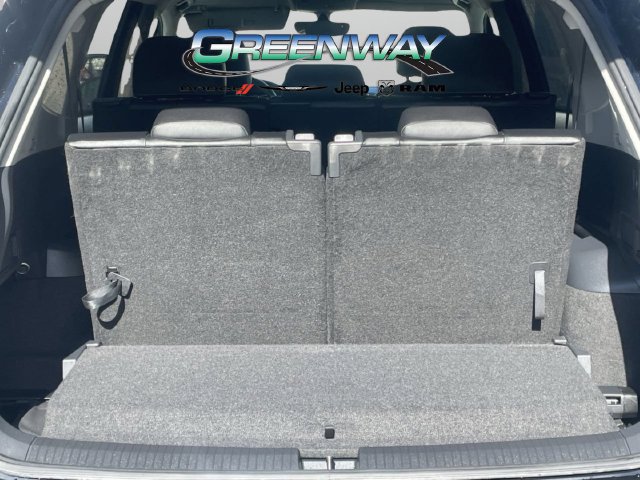 Used 2021 Volkswagen Tiguan SE w/ Panoramic Sunroof Package FWD image 8