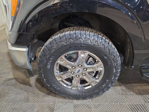 Used 2022 Ford F150 XLT w/ Equipment Group 302A High AWD/4WD image 18