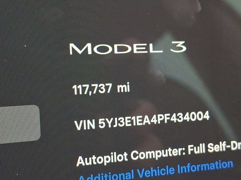 Used 2023 Tesla Model 3 Standard Range RWD image 24