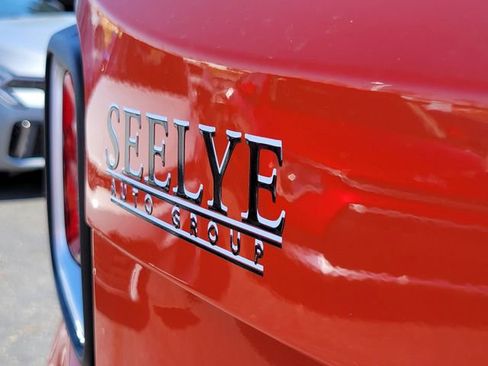 Used 2021 Jeep Renegade Latitude AWD/4WD image 27