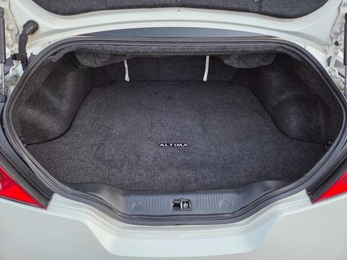 Used 2011 Nissan Altima 2.5 S image 8