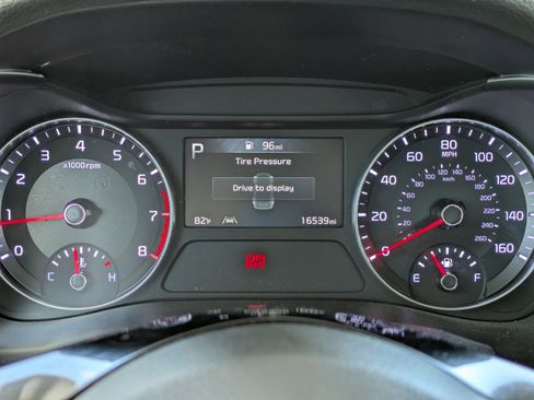 Certified 2024 Kia Forte LXS w/ LXS Technology Package FWD image 19