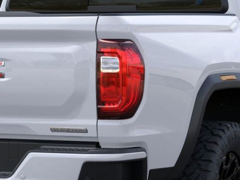 New 2026 GMC Canyon Elevation image 11