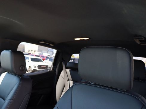 New 2026 GMC Canyon Elevation w/ Convenience Package image 17