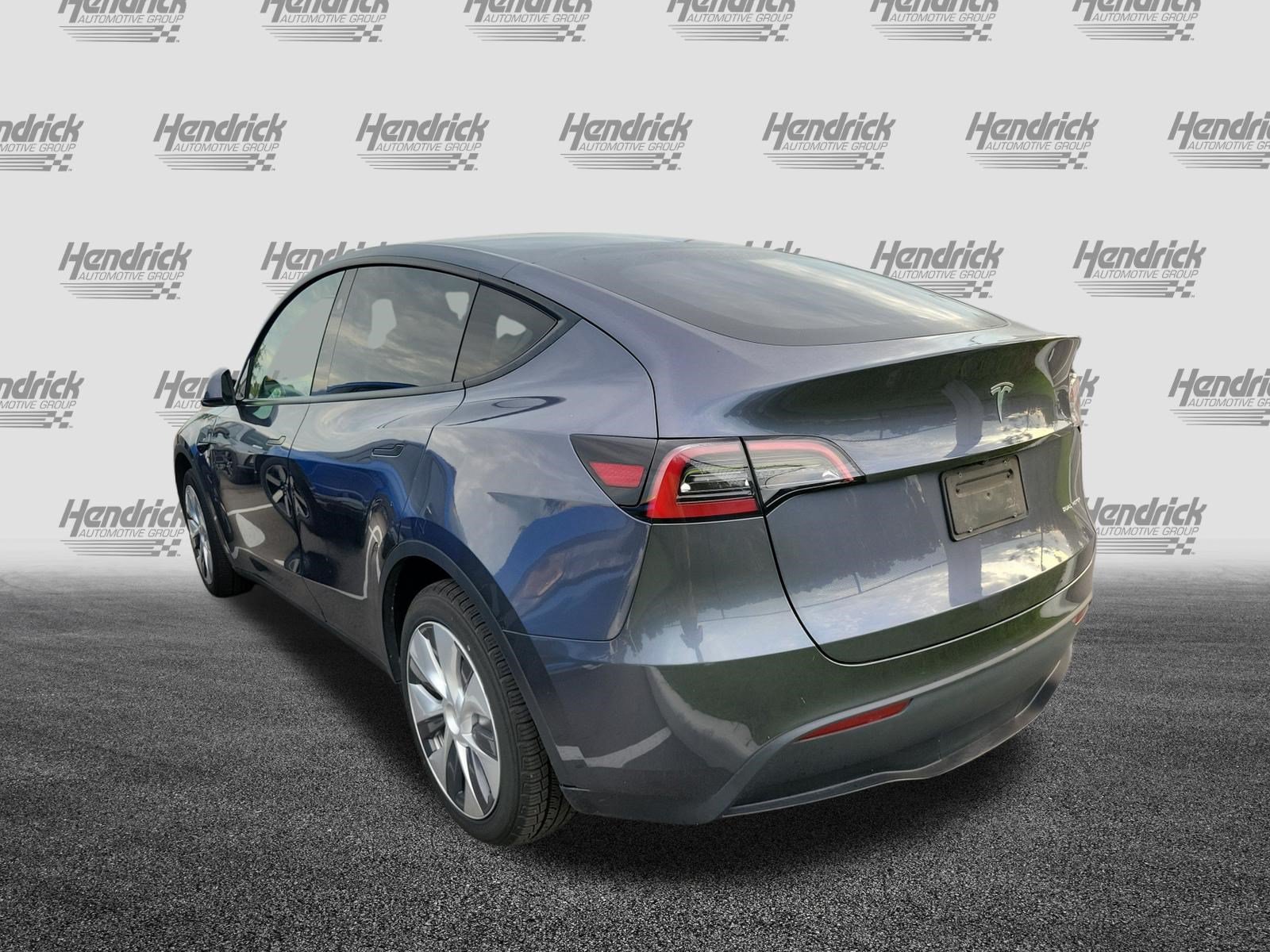 Used 2023 Tesla Model Y Long Range AWD/4WD image 8