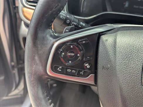 Used 2020 Honda CR-V Touring image 10