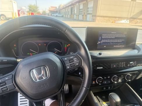 Used 2025 Honda Accord Sport image 12