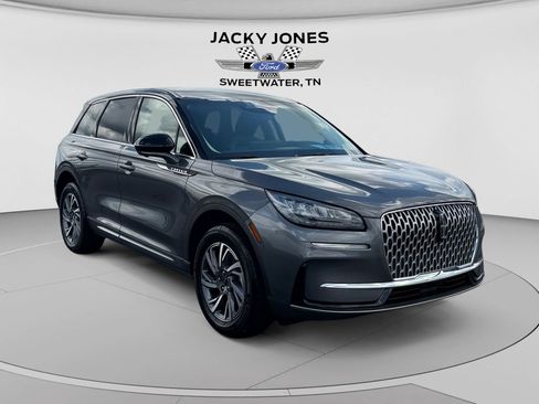 Used 2024 Lincoln Corsair AWD w/ Equipment Group 101A image 7