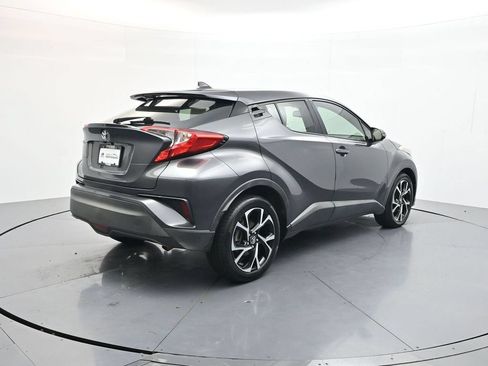 Used 2018 Toyota C-HR XLE FWD image 7