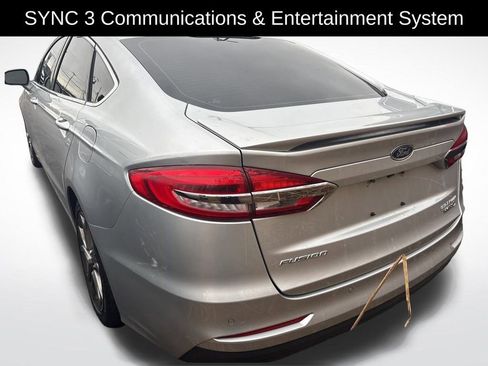 Used 2019 Ford Fusion Titanium image 6