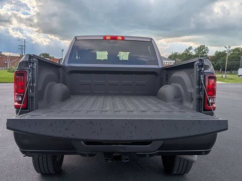 Used 2026 RAM 2500 Big Horn AWD/4WD image 24