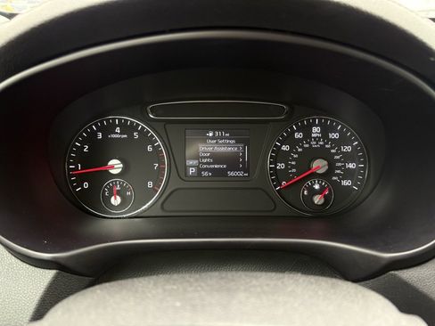 Used 2019 Kia Sorento LX image 15