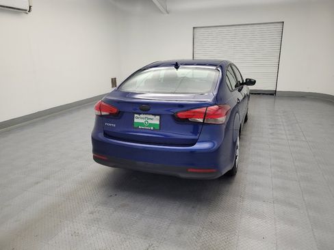 Used 2018 Kia Forte LX FWD image 7