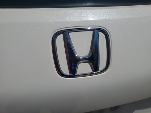 Used 2024 Honda HR-V EX-L image 11