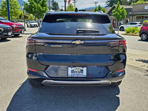 Used 2025 Chevrolet Equinox EV LT FWD image 6