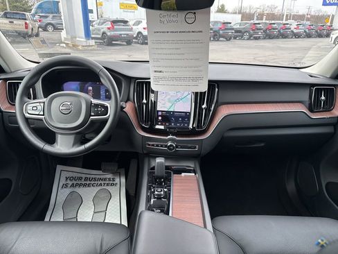 Certified 2023 Volvo XC60 B5 Plus w/ Climate Package image 41