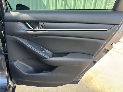 Used 2020 Honda Accord Sport image 31