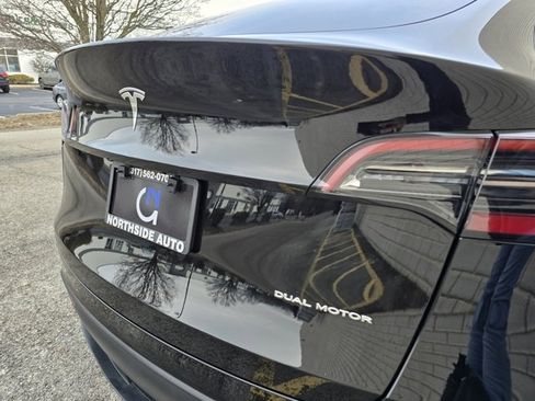 Used 2024 Tesla Model Y Long Range image 19