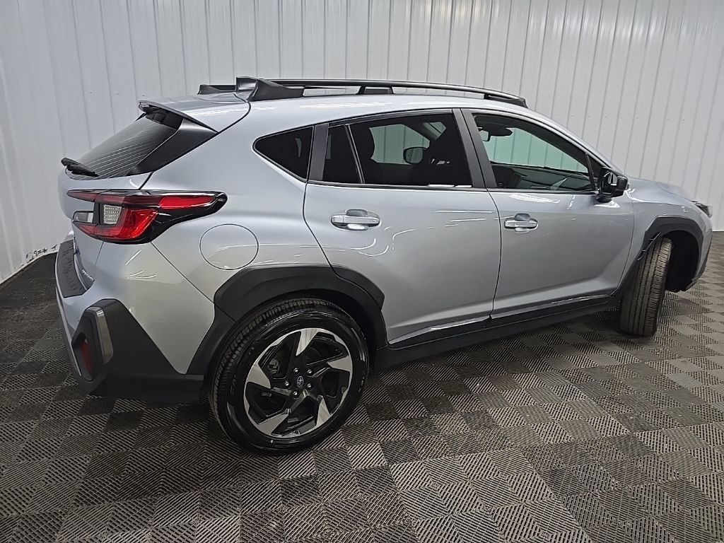 Used 2024 Subaru Crosstrek 2.5i Limited AWD/4WD image 3