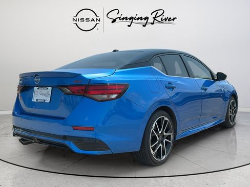 Certified 2024 Nissan Sentra SR w/ SR Premium Package FWD image 7