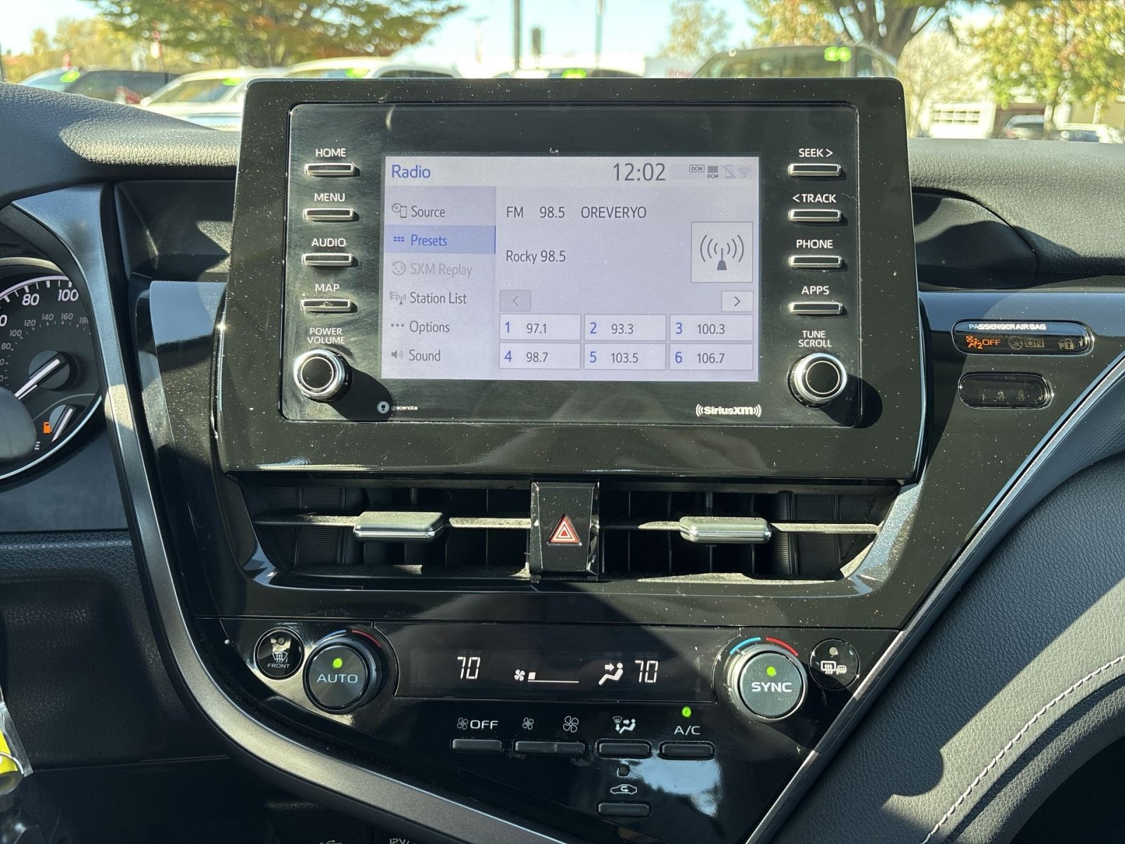 Used 2024 Toyota Camry SE FWD image 18