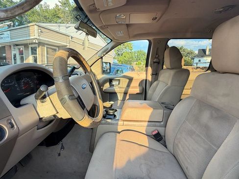 Used 2006 Ford F150 XLT AWD/4WD image 9