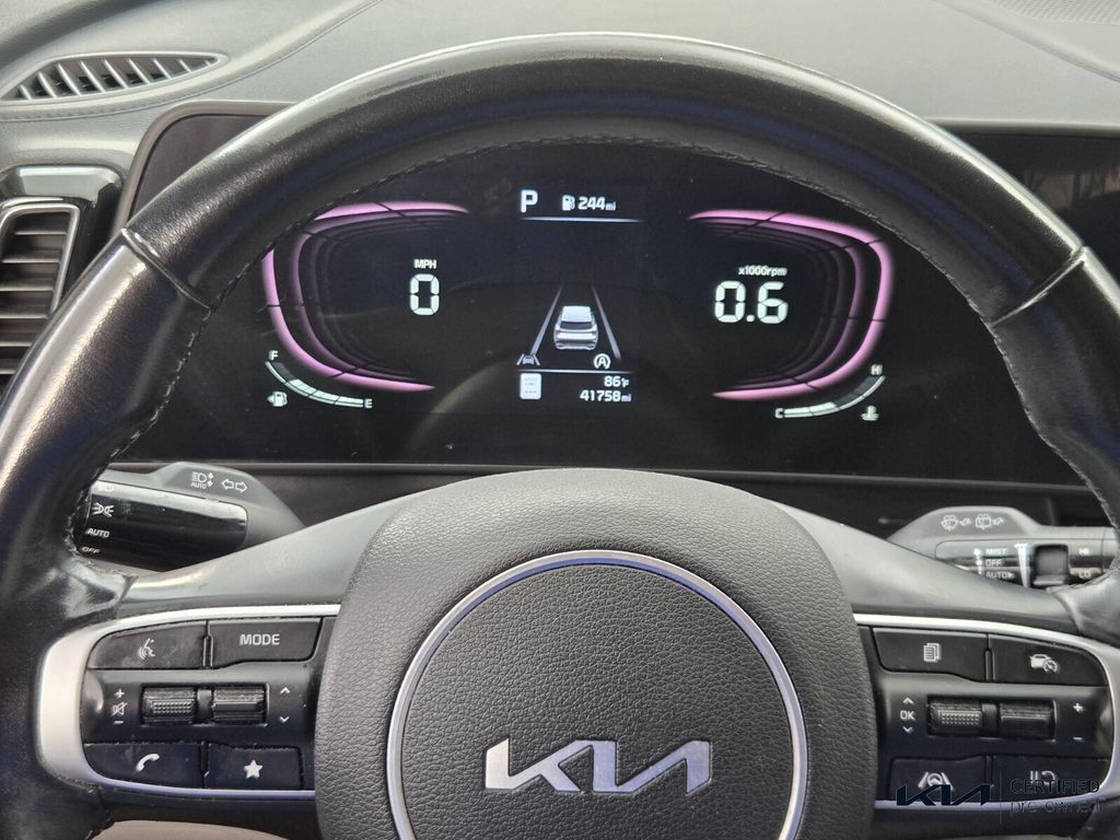 Certified 2023 Kia Sportage EX FWD image 29