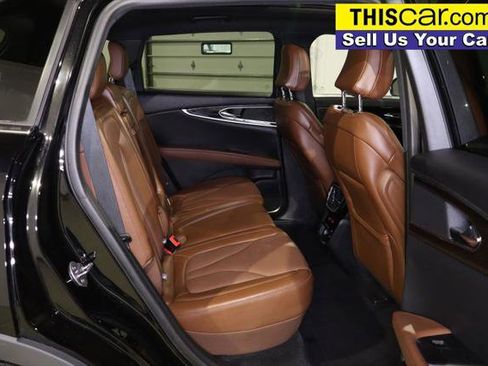 Used 2023 Lincoln Nautilus Reserve AWD/4WD image 28