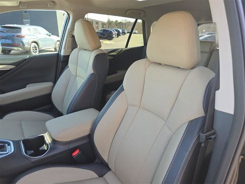 Used 2023 Subaru Outback Limited image 21