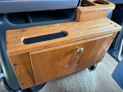 Used 1995 Ford E-350 and Econoline 350 image 19