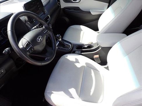 Used 2023 Hyundai Kona Limited AWD/4WD image 10