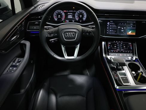 Used 2025 Audi Q7 3.0T Premium Plus w/ Premium Plus Package AWD/4WD image 16