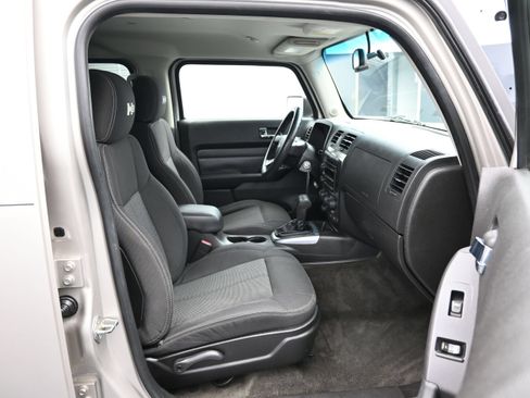 Used 2007 HUMMER H3 AWD/4WD image 13