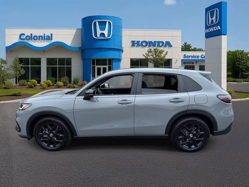 Used 2025 Honda HR-V Sport image 3